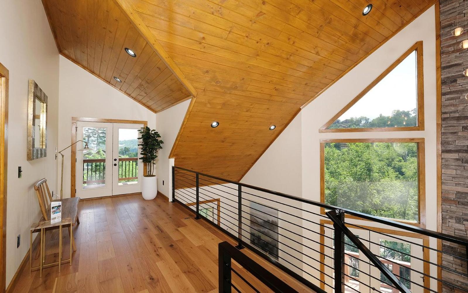 Edgewood Retreat Villa แกตลิงเบิร์ก ภายนอก รูปภาพ