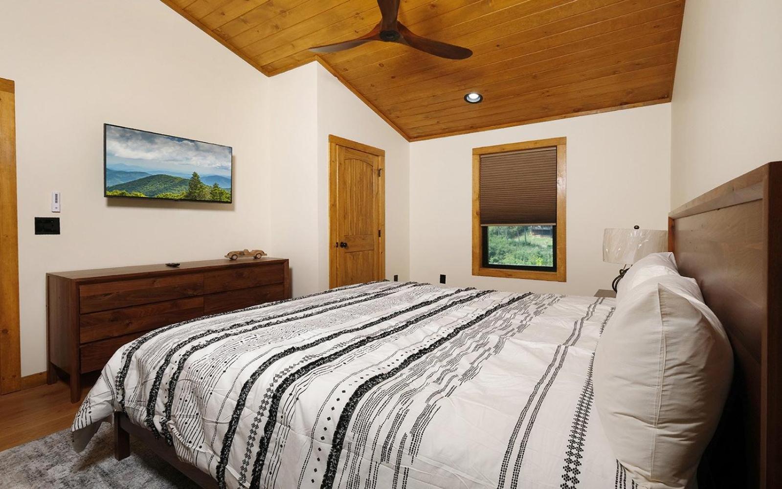 Edgewood Retreat Villa แกตลิงเบิร์ก ภายนอก รูปภาพ